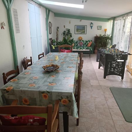 Mas Des Pins Acomodação com café da manhã Saint-Cyprien  Exterior foto